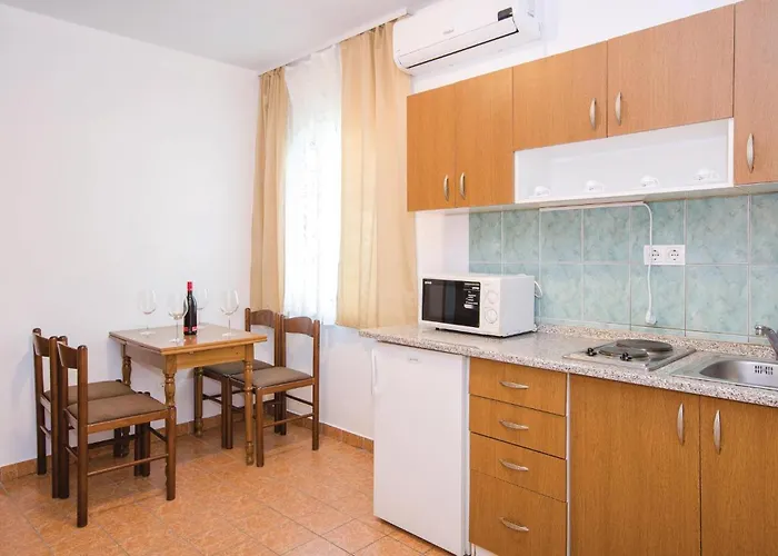 Awesome In Okrug Gornji Apartman Trogir